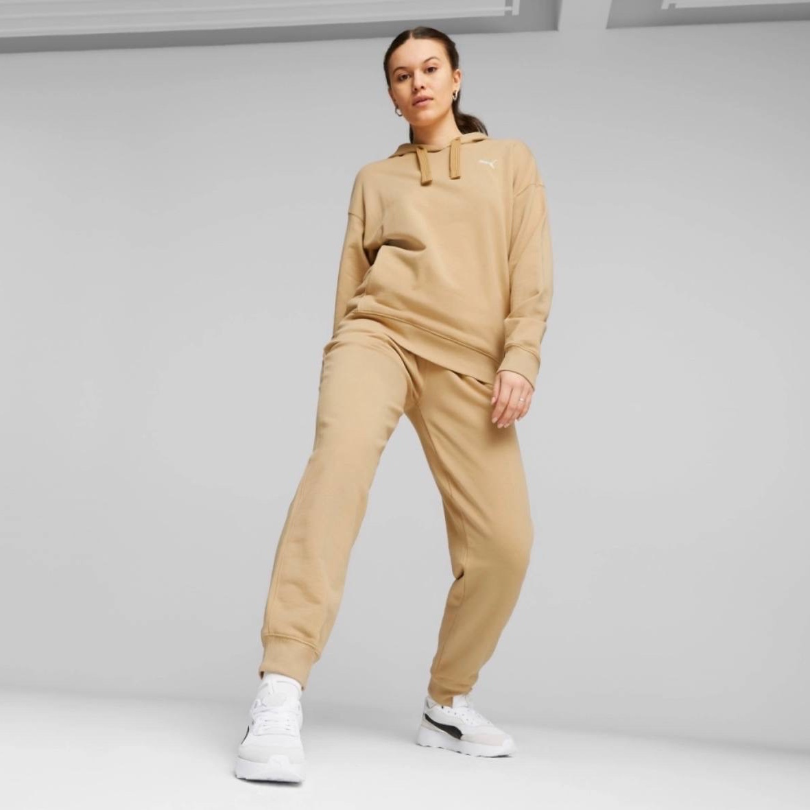 Штани Puma жіночі бежеві 676006 84