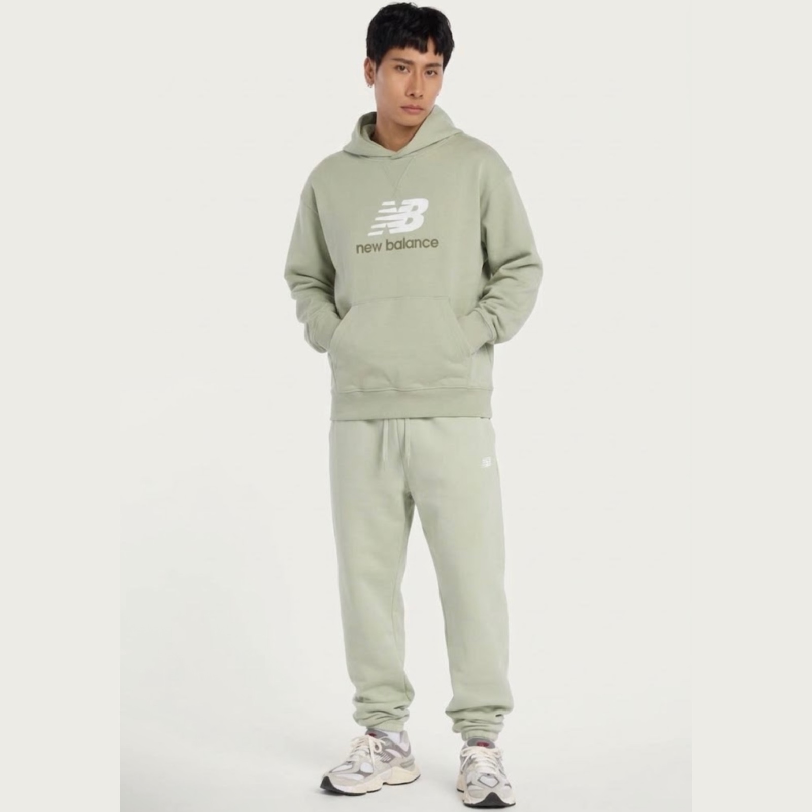 Костюм New Balance чоловічий мʼятний MT41505