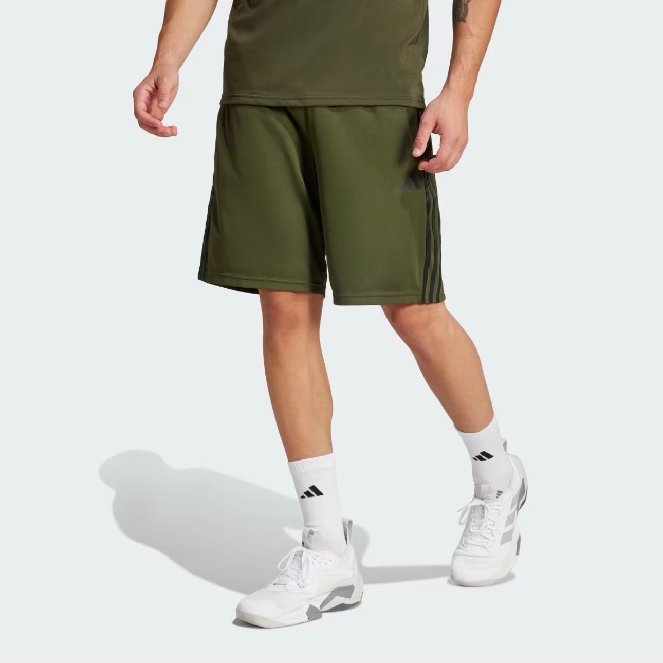 Шорти Adidas чоловічі зелені JP4975