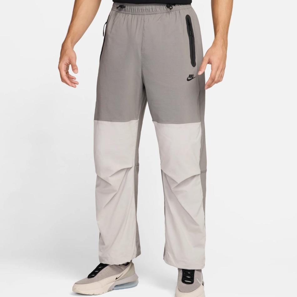Штани Nike Tech чоловічі сірі HM7158-014