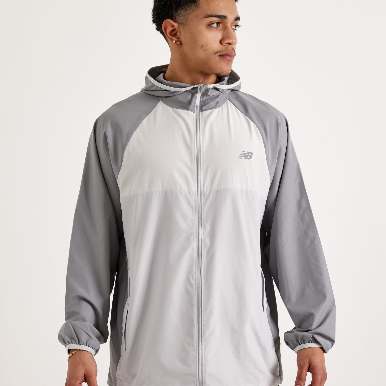 Вітровка New balance чоловіча сіра MO51501 YST